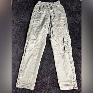 Boohoo man pants size xs